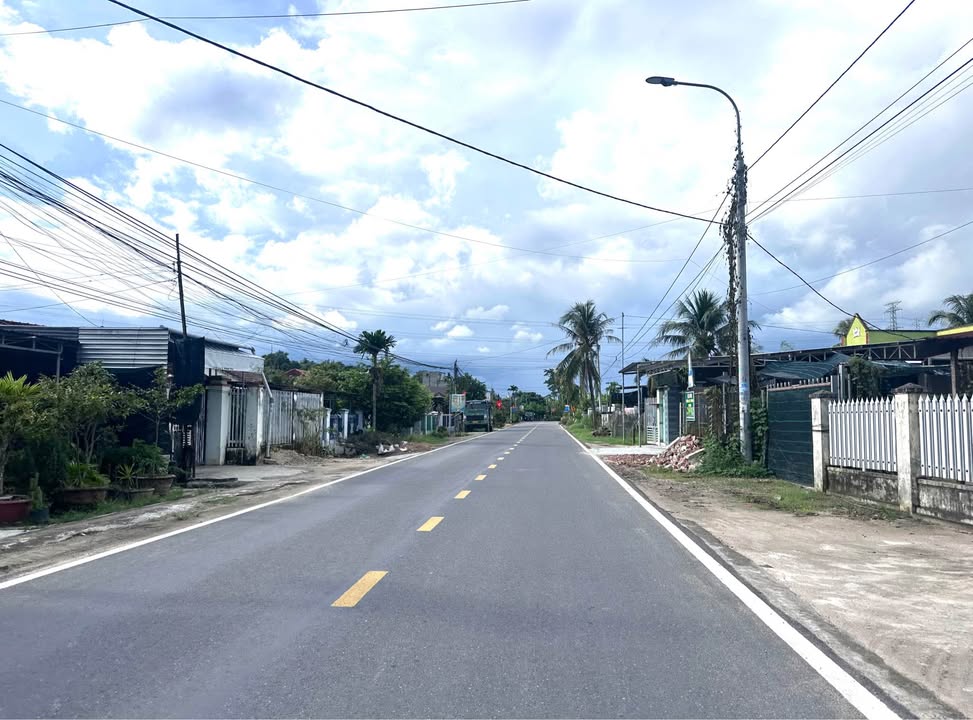 Nhà ở mặt tiền đường TL2, Diên Thọ, Diên Khánh 241m² giá 3.2 tỷ - Đầu tư sinh lời tốt!