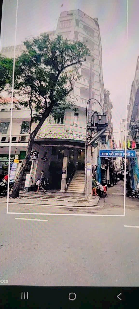 Khách sạn góc 2 mặt tiền Lê Thánh Tôn, Quận 1, diện tích 115.7m² - Doanh thu 600 triệu/tháng!