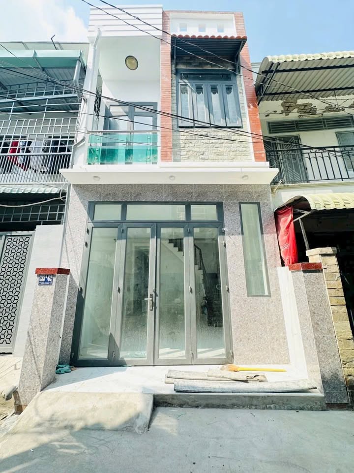 Nhà bán hẻm 388 đường Nguyễn Văn Cừ, 52m² giá 1.68 tỷ - Sổ hồng chính chủ!