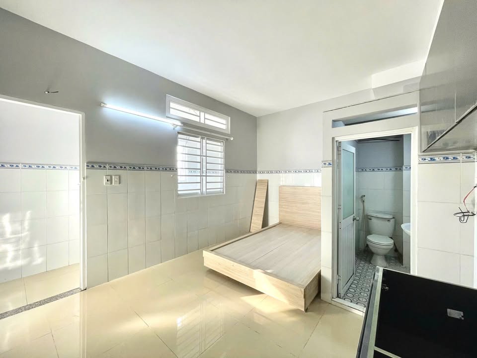 Phòng cho thuê tại Cách Mạng Tháng 8, Q10 - Rộng rãi, thoáng mát, full nội thất!