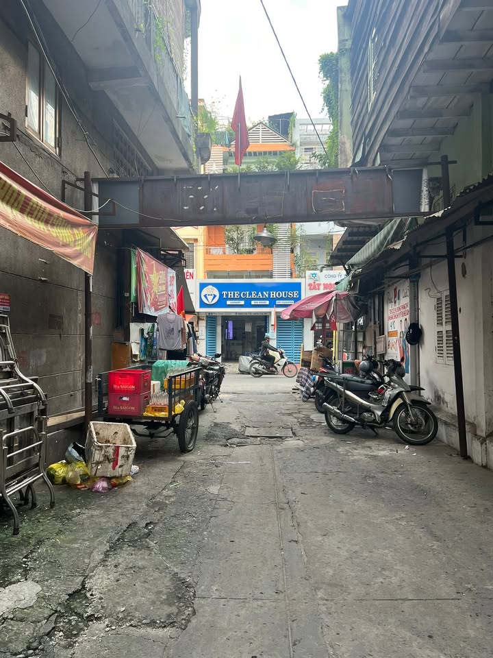 Nhà 5 tầng kinh doanh spa tại Cao Đạt, Q5 - Diện tích 40m², giá 8.6 tỷ - Cơ hội đầu tư hấp dẫn!