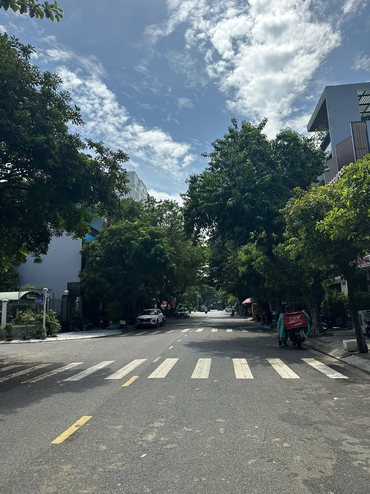 Đất mặt tiền Hoàng Xuân Nhị 90m² giá 8 tỷ - Cơ hội đầu tư hấp dẫn!