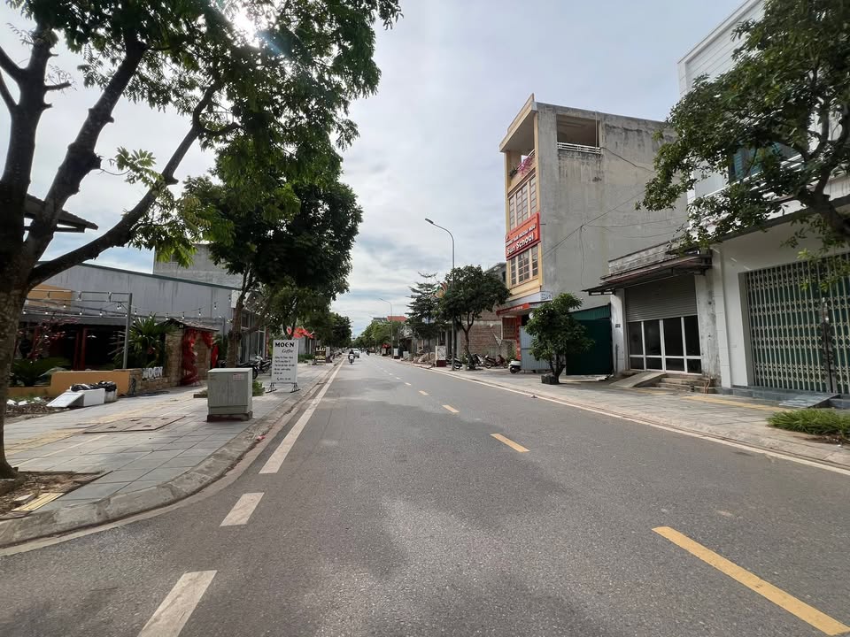 Đất nền trung tâm thị trấn Chũ, 96m² giá chỉ 1.9 tỷ - Cơ hội đầu tư tuyệt vời!