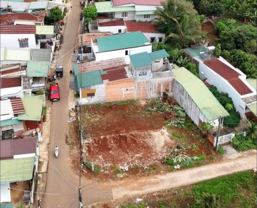 Đất nền Phước An 336m² giá 3 tỷ - Vị trí 2 mặt đường thuận lợi!