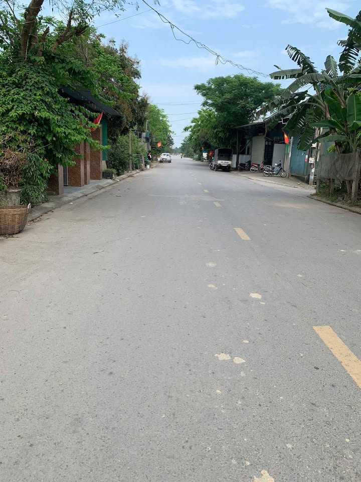 Đất đẹp mặt đường Cao Xuân Huy 147m² giá 4.41 tỷ - Vị trí kinh doanh đắc địa!