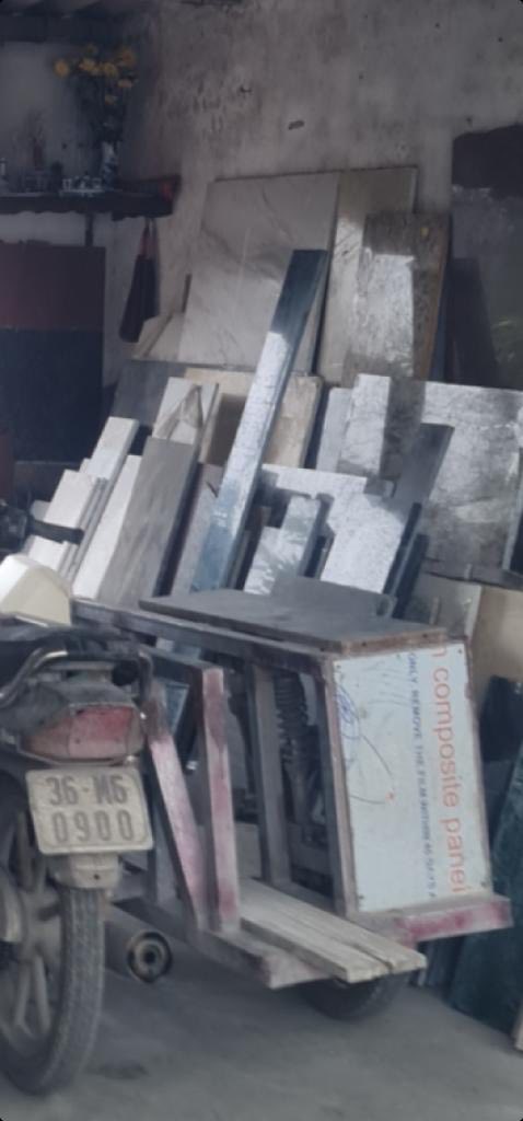 Mặt phố Nguyễn Hoàng Tôn Tây Hồ 97m² giá 9 tỷ - Kinh doanh sầm uất!