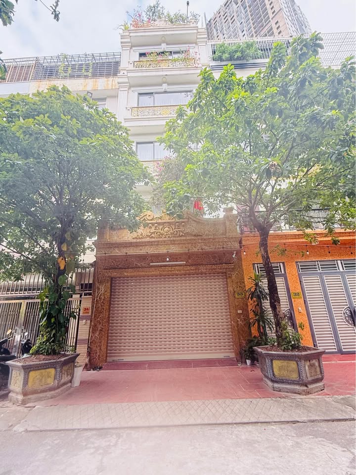 Bán liền kề Văn Khê 85m² giá 22 tỷ - Kinh doanh sầm uất, giao thông thuận lợi!