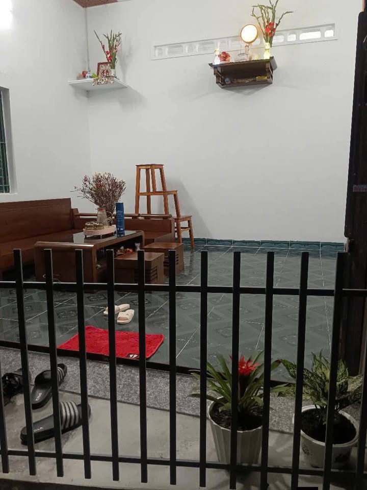 Nhà đẹp 2 tầng đường Nguyễn Thái Học, Phường Quang Trung 58m² giá 2.9 tỷ - Vị trí thuận lợi gần biển!