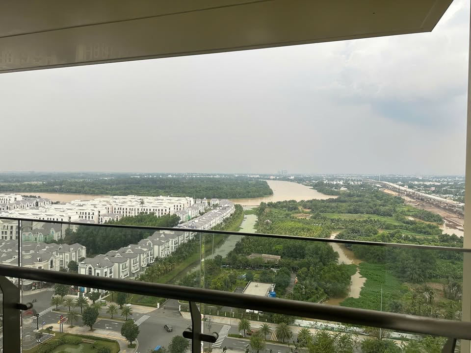 Căn hộ LUMIÈRE Boulevard Thủ Đức 97m² giá 8.3 tỷ - Thiết kế hiện đại, view xanh mát!