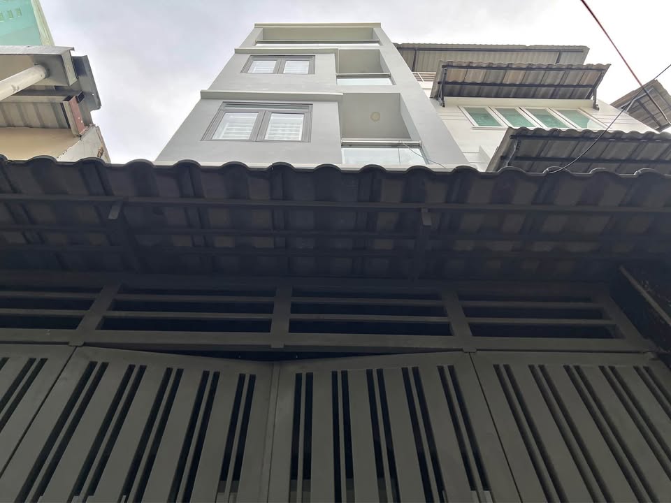 Nhà riêng đường D5, Bình Thạnh 25m² giá 5.8 tỷ - Gần ô tô tránh