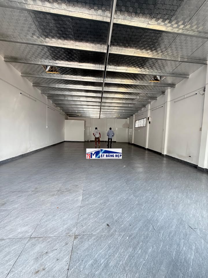 Cho thuê mặt bằng riêng biệt tại Nha Trang 108m² giá 20 triệu - Vị trí đắc địa gần Tháp Bà Ponagar!