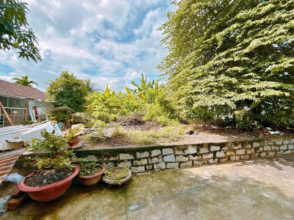 Đất nền lô góc Vĩnh Thái, Nha Trang 122m² - Cơ hội đầu tư tuyệt vời!