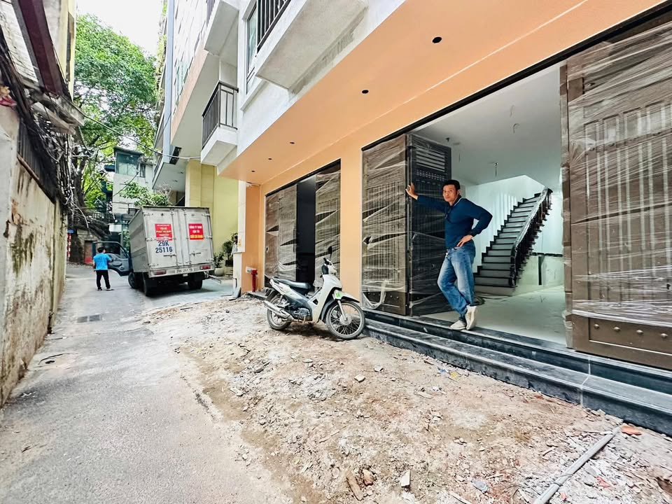 FrontHouse Xuân Diệu Tây Hồ 117m² giá 54 tỷ - Cơ hội đầu tư sinh lời cao!
