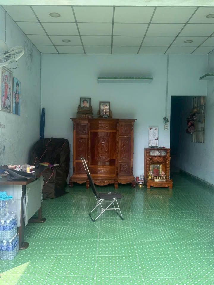 Nhà riêng Dĩ An 138m² giá chỉ 2.5 tỷ - Không thể bỏ lỡ!