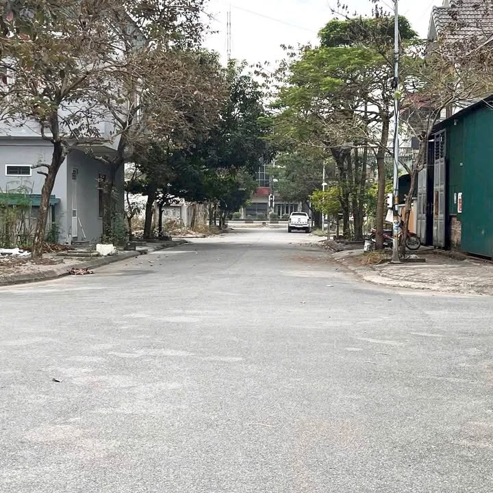 Đất Biệt thự Thanh Sơn Uông Bí 198m² giá 2 tỷ - Vị trí đắc địa gần chợ