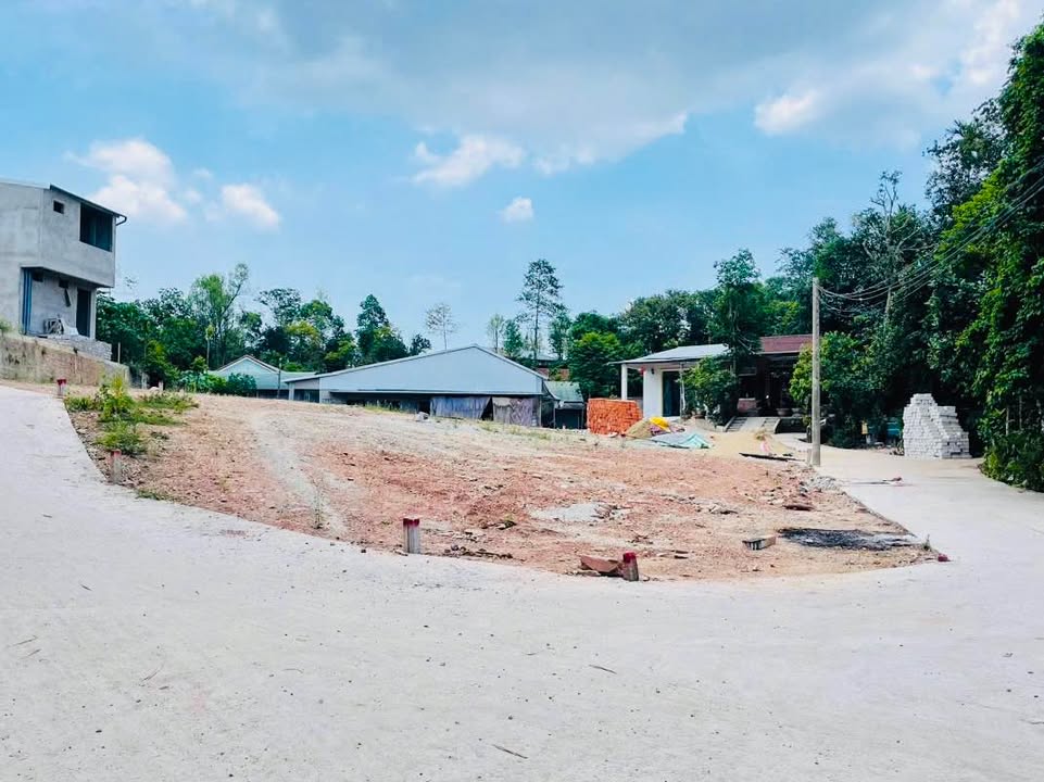 Đất nền lô góc 2 mặt tiền kiệt 36 Huyền Trân Công Chúa, Huế 101m² - Đầu tư sinh lời ngay!