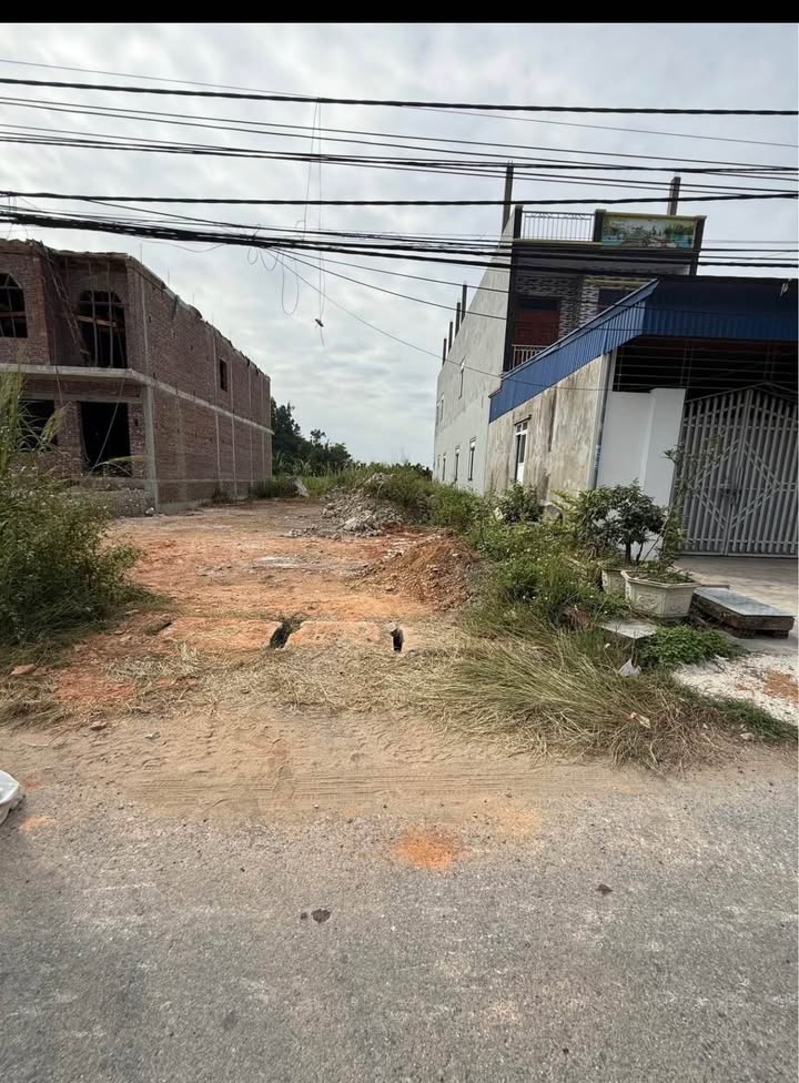 Đất thổ cư 150m² mặt đường Minh Tân - Giá chỉ 2 tỷ hấp dẫn!