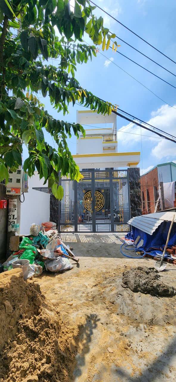 Nhà mặt tiền ĐT 743, Tân Đông Hiệp, 112m² giá 7.5 tỷ - Kinh doanh đắc địa!