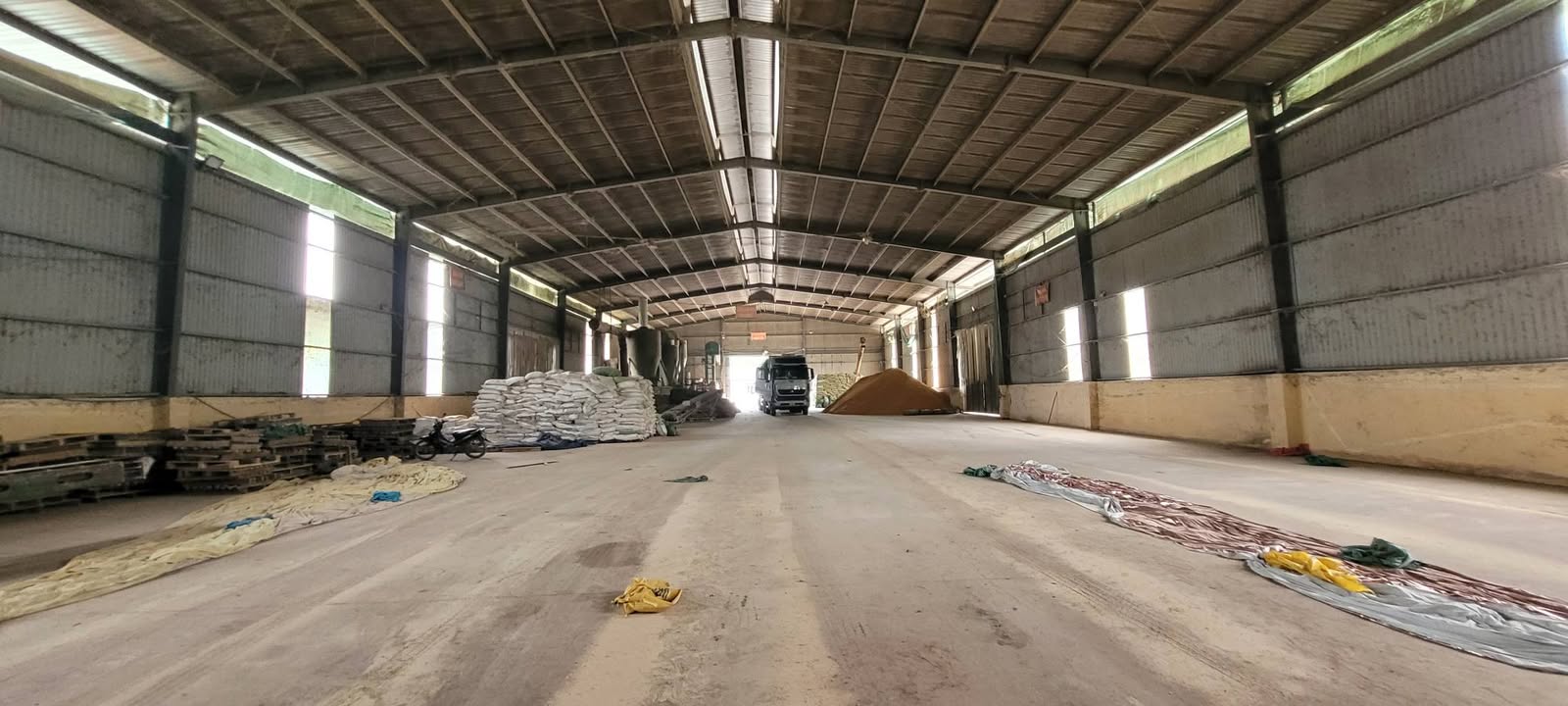 Kho cho thuê KCN Nhơn Hòa Bình Định 2000m² - Đường xe container thuận tiện!