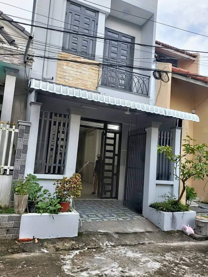 Nhà 2 tầng tại Bình Dương A, 50m² giá 1.55 tỷ - Vị trí thuận lợi, an ninh tốt!