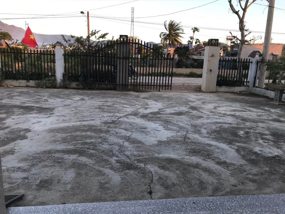 Đất thổ cư 200m² tại Phú Hội, Đức Trọng giá 1.35 tỷ - Mặt tiền đường bê tông rộng rãi!