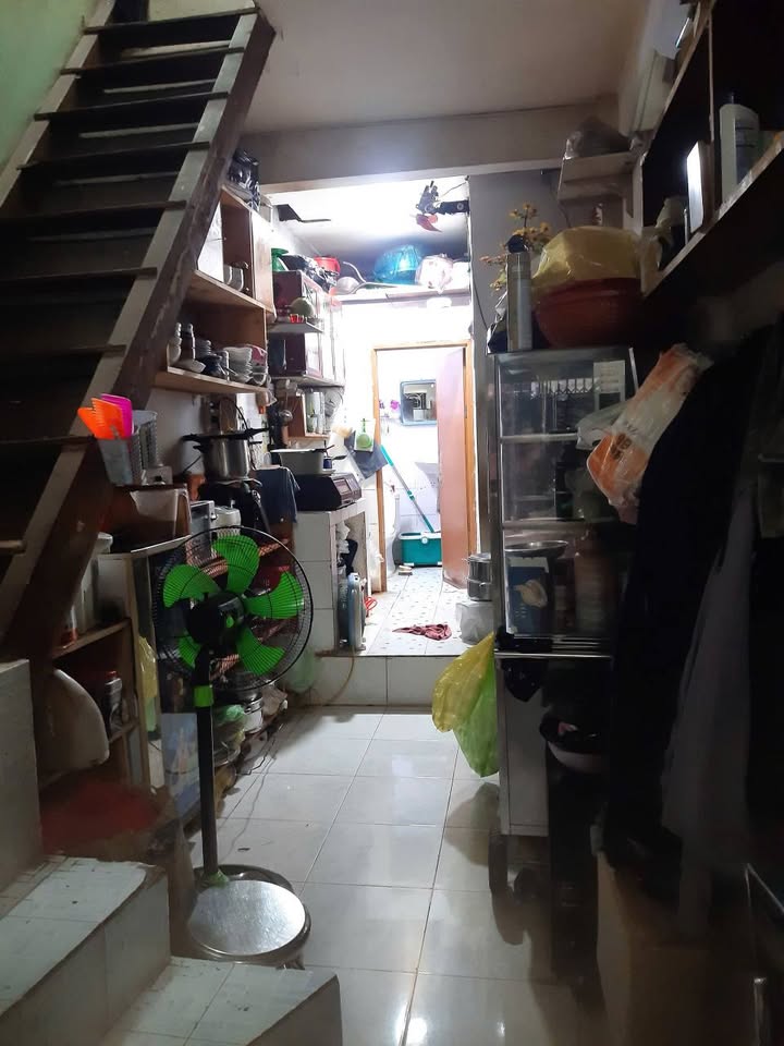 Nhà bán tại Bình Đông, Quận 8 - Diện tích 33m², Giá chỉ 3.18 tỷ - Nhà mới sửa đẹp!