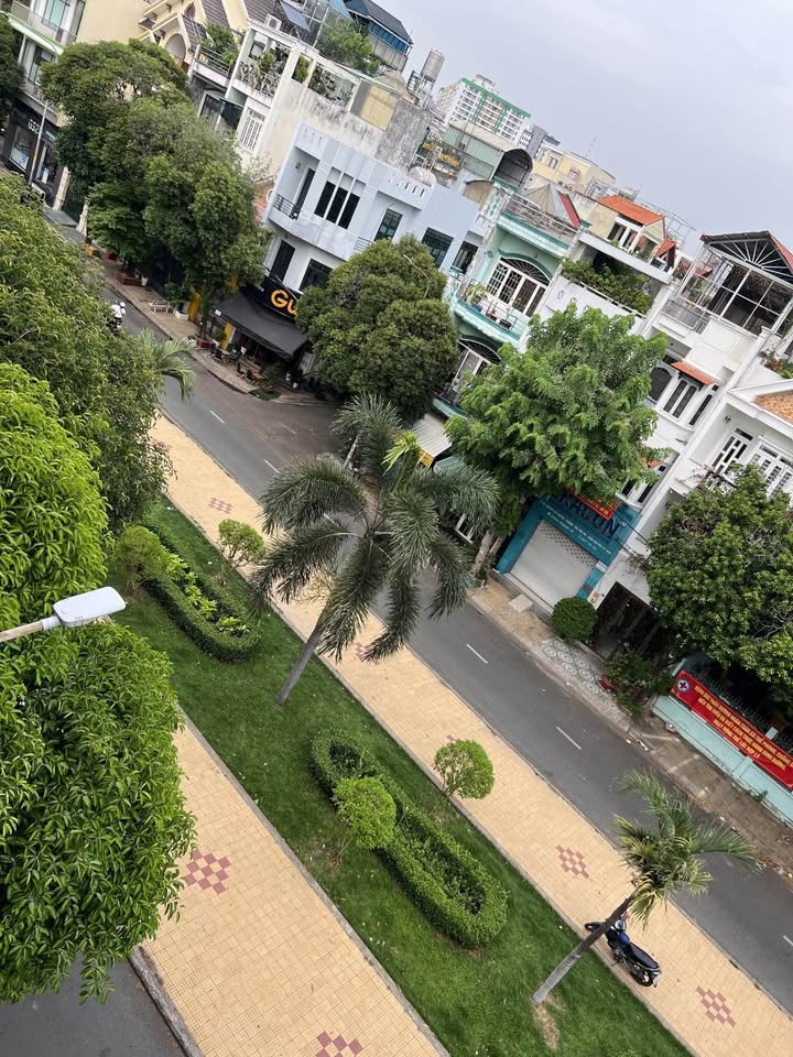 Nhà mặt tiền Nguyễn Thế Truyện, Tân Phú 80m² giá 15.9 tỷ - Thương lượng tốt!