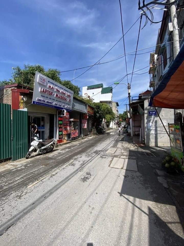 Nhà mặt phố Trịnh Văn Bô 65m² giá 13 tỷ - Kinh doanh sầm uất, ô tô dừng đỗ thoải mái!