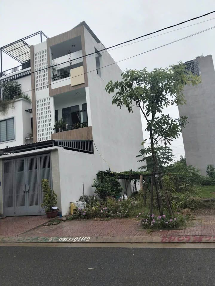 Đất nền Rạch Dừa, Vũng Tàu 83m² giá 6.7 tỷ - Thổ cư 100%, thương lượng!