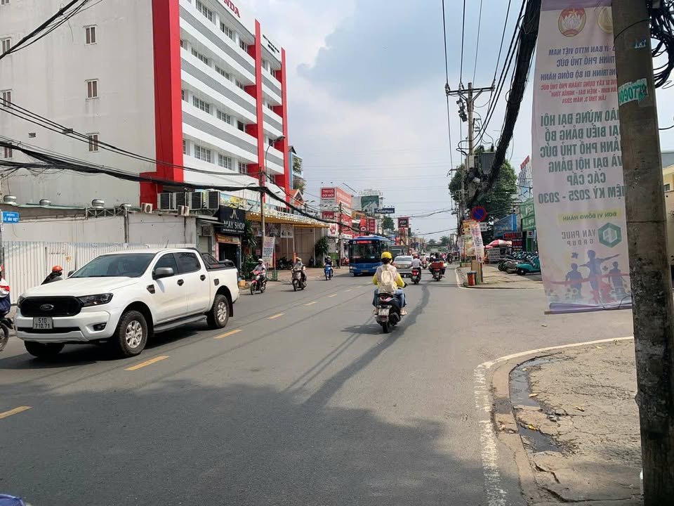 Mặt tiền kinh doanh Thủ Đức 61m² giá 7.3 tỷ - Đầu tư sinh lời hấp dẫn!