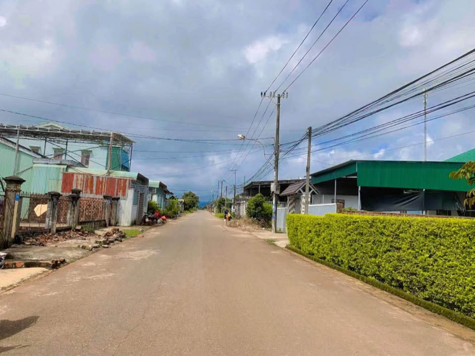 Đất nền mặt tiền Nguyễn Lữ, phường Thống Nhất, 300m² - Giá chỉ 800 triệu!