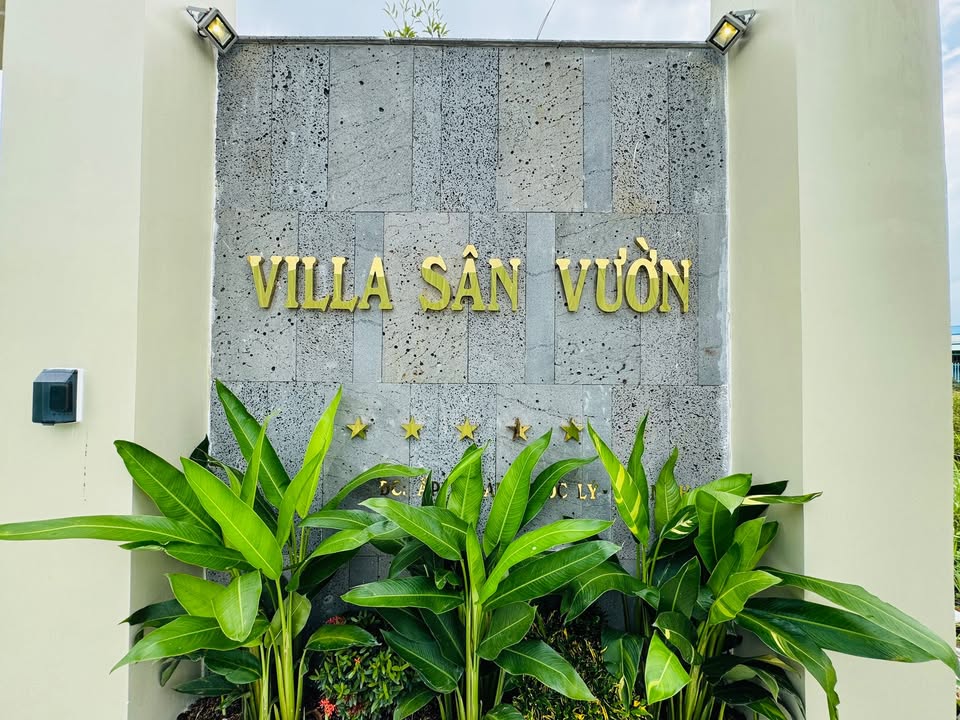 Nhà phố Bình Chánh 252m² giá 4.45 tỷ - Sổ hồng chính chủ, ở ngay!