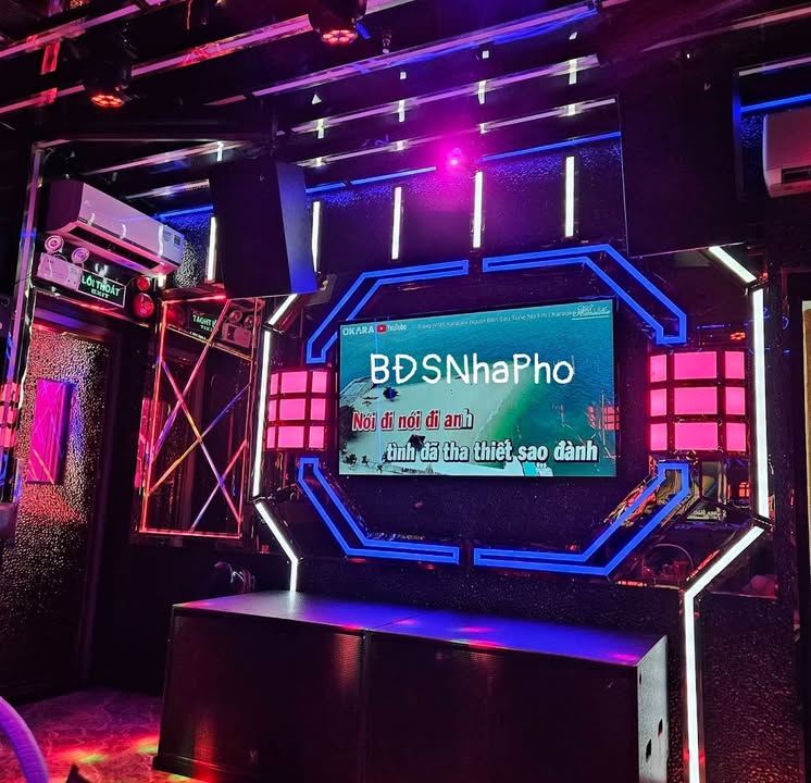 Shophouse cho thuê tại Phạm Văn Đồng, Sơn Trà 240m² - Full cơ sở karaoke cực xịn