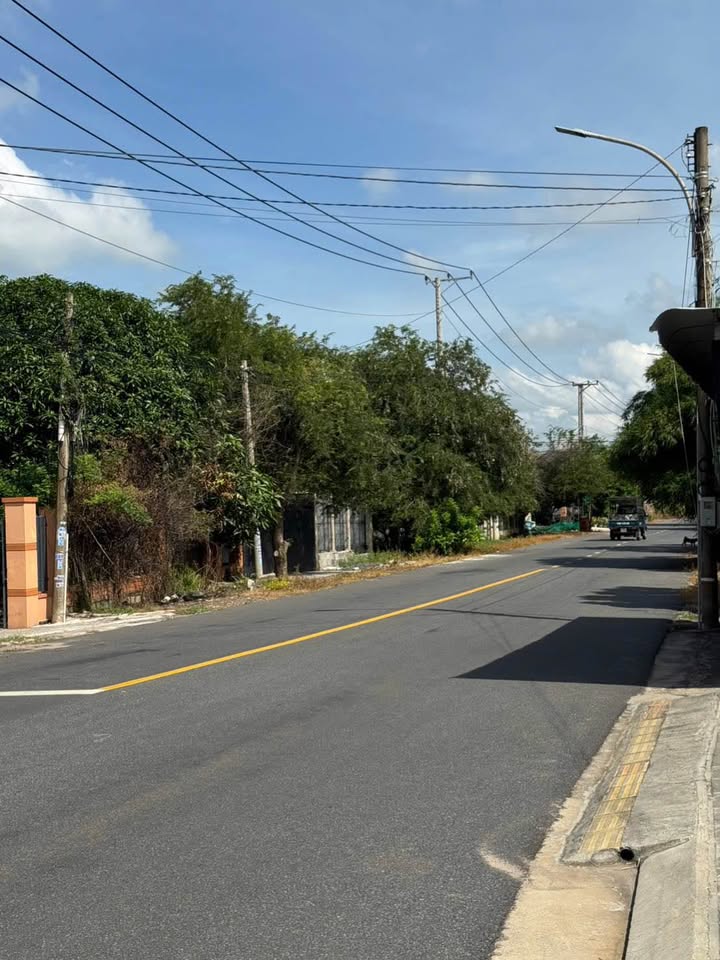 Đất nền mặt tiền đường nhựa xã Phước Hải 400m² giá 4.2 tỷ - Cơ hội đầu tư hấp dẫn!