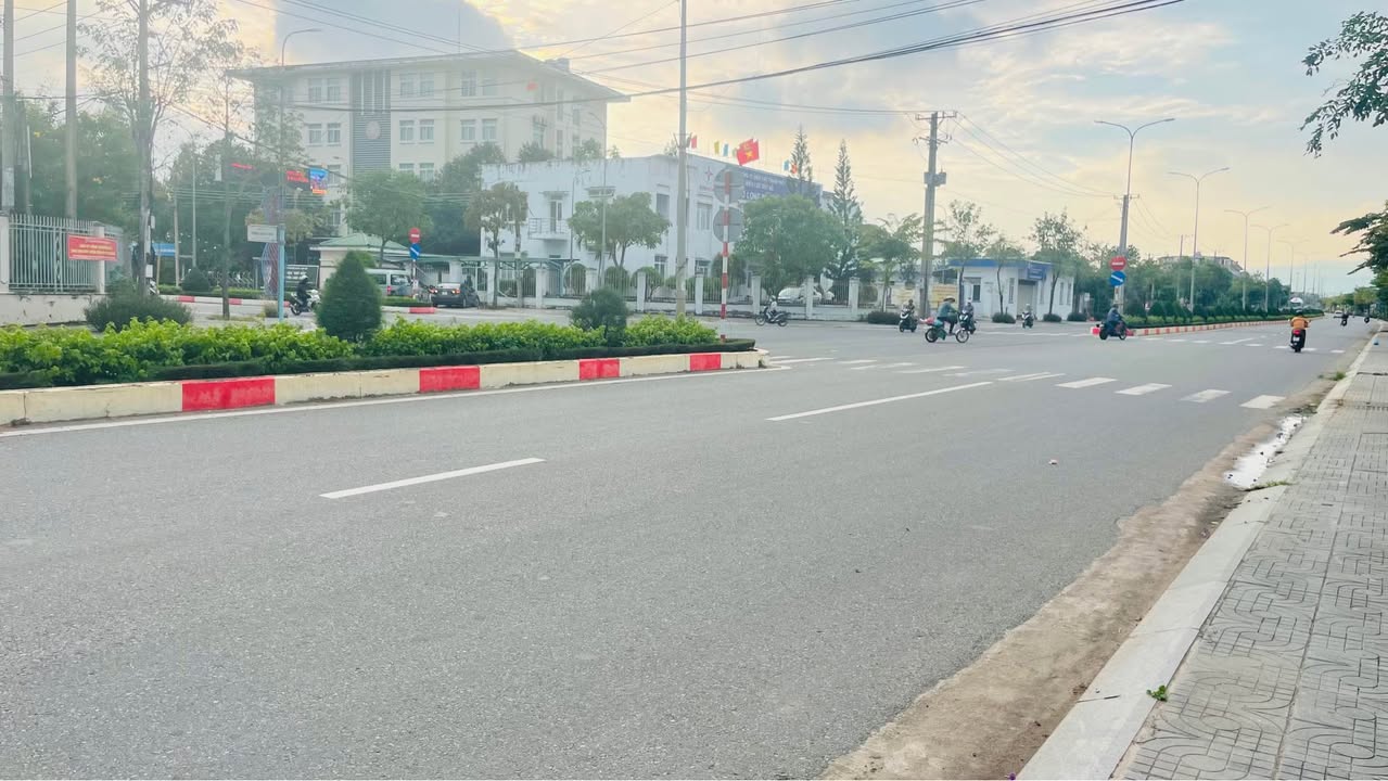 Mặt tiền kinh doanh Dương Bạch Mai, xã Long Điền, 266m² giá 5.6 tỷ - Đầu tư sinh lời ngay!