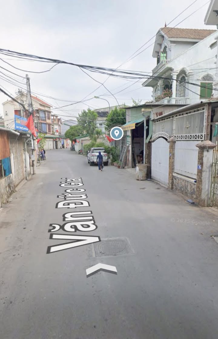 Nhà 3 tầng mặt đường Văn Đức Giai, 73m² giá 6 tỷ - Kinh doanh sầm uất!