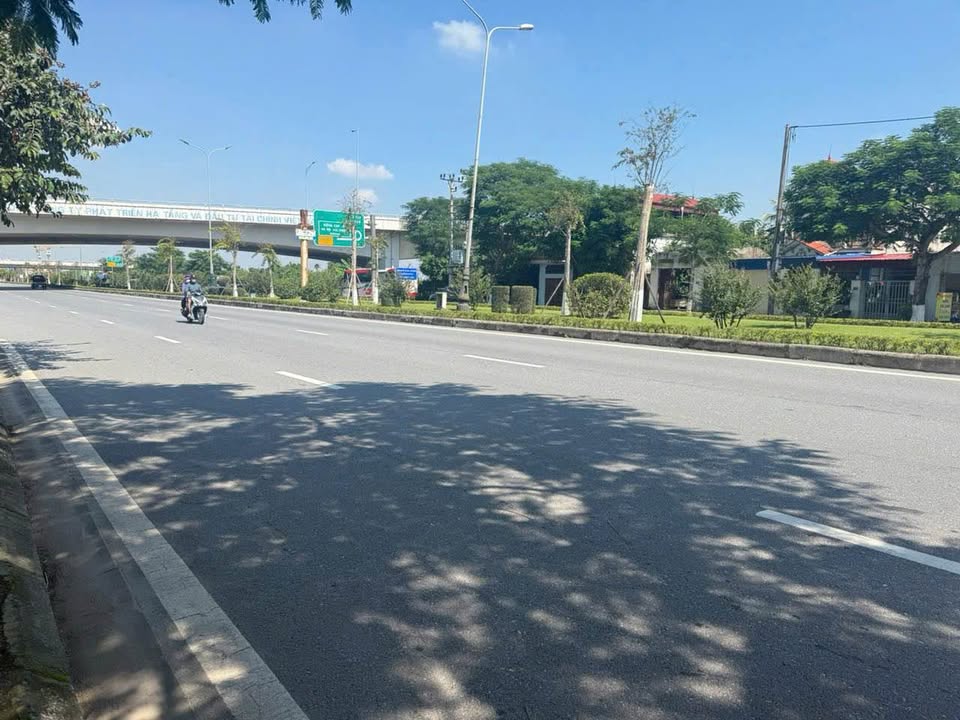 Đất mặt đường 353 Dương Kinh 140m² giá 4 tỷ - Cơ hội đầu tư tuyệt vời!