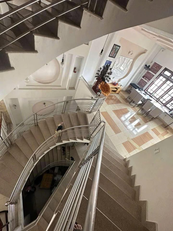 Nhà phố Trần Phú Lộc Sơn 160m² giá 16.5 tỷ - Mặt tiền kinh doanh tốt!