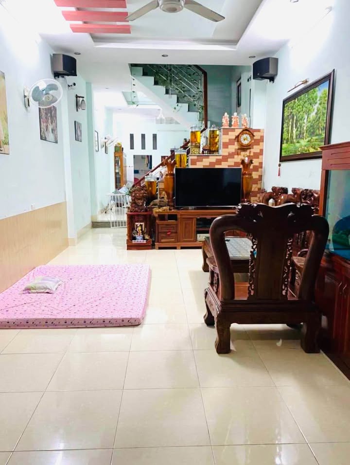 Nhà riêng Kha Vạn Cân, Vũng Tàu 82m² giá 5.6 tỷ - Hướng Tây Nam, đầy đủ tiện nghi!