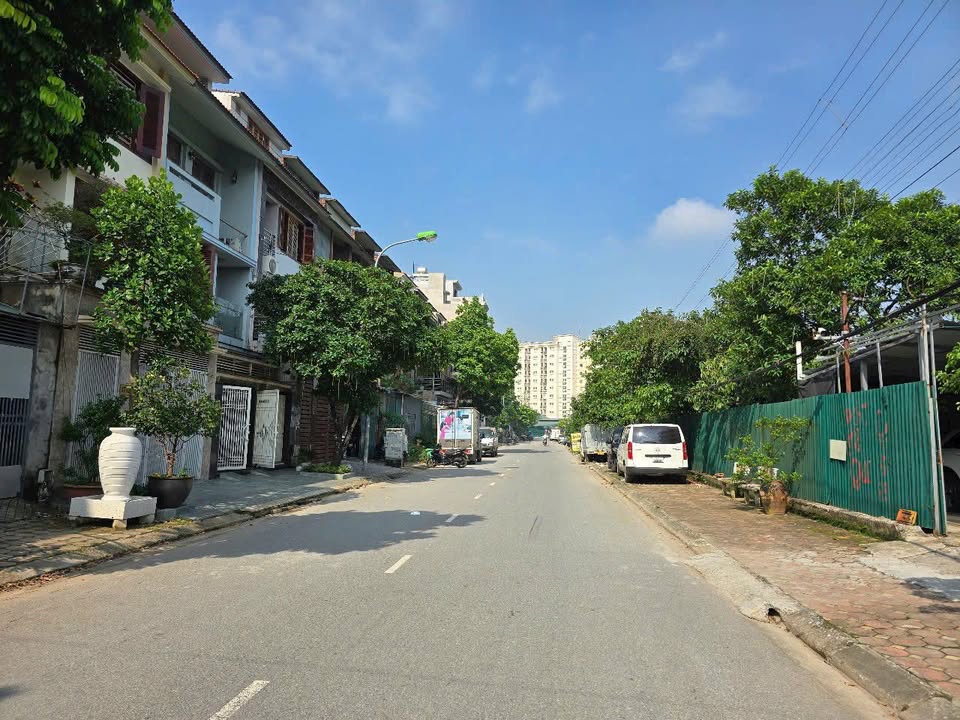 Townhouse liền kề tổng cục 5 KĐT Tân Triều 100m² giá 28 tỷ - Cơ hội đầu tư hấp dẫn!