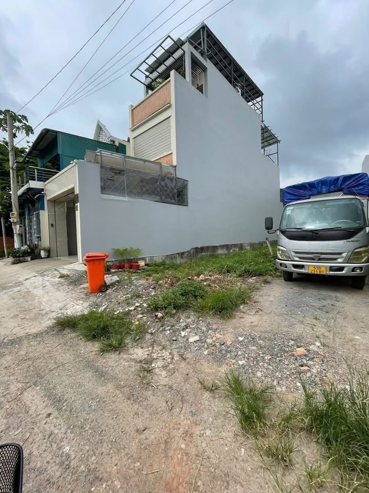 Đất nền Hóc Môn 120m² giá 4 tỷ - Vị trí đắc địa gần chợ Ba Bầu!