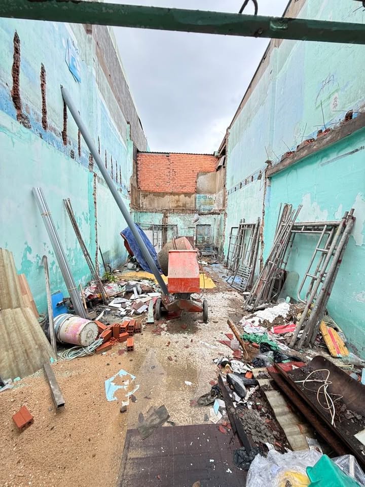 Đất nền đường Hòa Bình, Tân Phú 41m² giá 3.69 tỷ - Hướng Tây Nam hợp phong thủy!