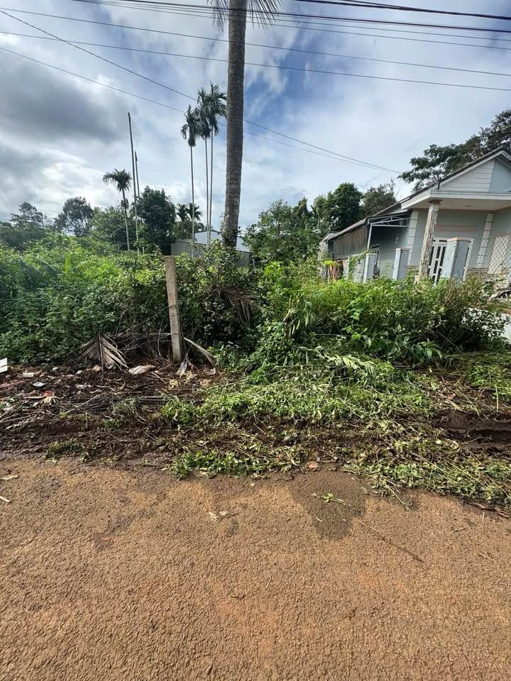 Bán gấp FrontHouse mặt tiền đường KA2, Tân An, 150m² giá 2.1 tỷ - Gần trường FPT