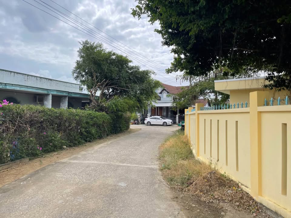 Đất nền Vạn Hưng 220m² giá chỉ 1.54 tỷ - Cơ hội đầu tư tuyệt vời!