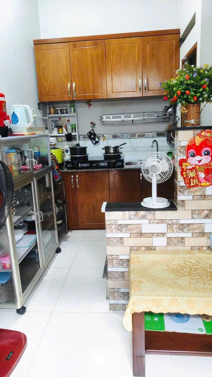 Nhà phố Tân Hưng, Quận 7, 45m² giá 1.55 tỷ - Sổ hồng chính chủ, gần chợ và trường học!