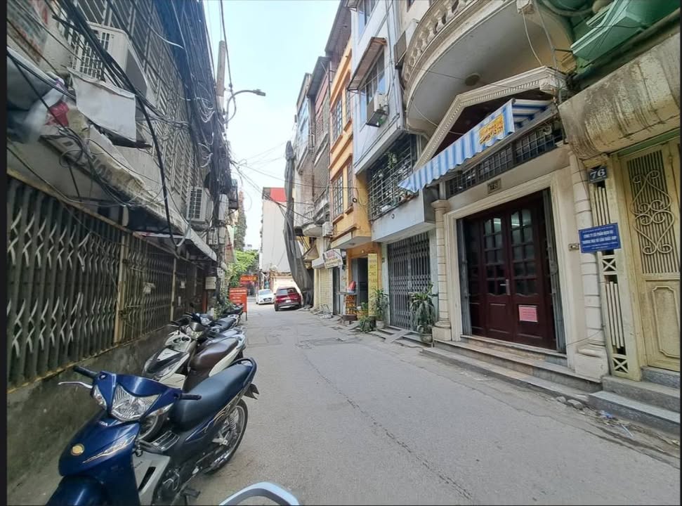 Nhà mặt phố Phương Mai, Đống Đa 20m² giá 8.29 tỷ - Tiềm năng tăng giá cao!