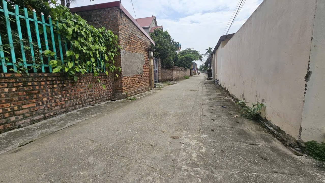 Đất nền Hiền Ninh, Sóc Sơn 111m² giá 2.1 tỷ - Sát bìa làng, gần sân bay!