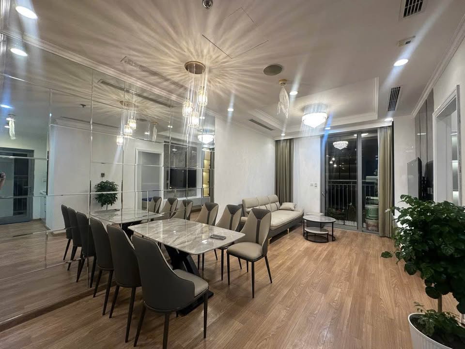 Căn hộ 2PN Park Premium Vĩnh Tuy 16 triệu - Nội thất mới, sẵn sàng cho thuê!