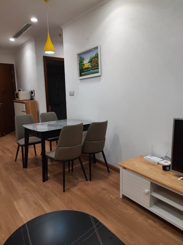 Căn hộ Park Hill Vĩnh Tuy 2PN giá 16 triệu - Full đồ nội thất sang trọng!