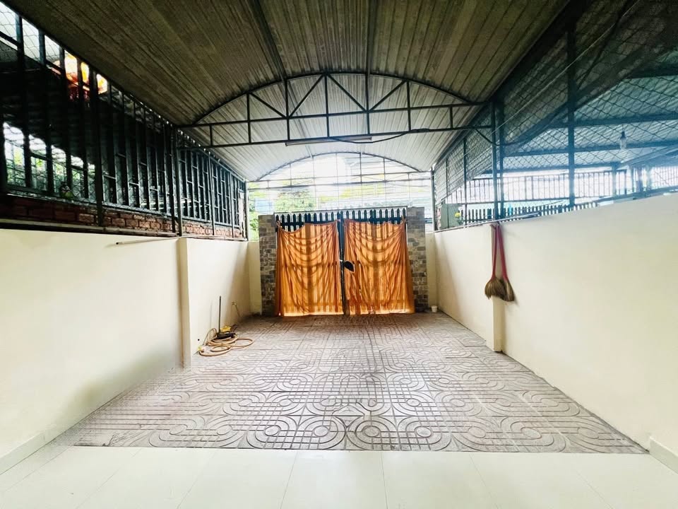 Nhà mặt tiền kinh doanh Tăng Nhơn Phú B, Thủ Đức 124m² giá 9.6 tỷ - Đầu tư sinh lời tuyệt vời!